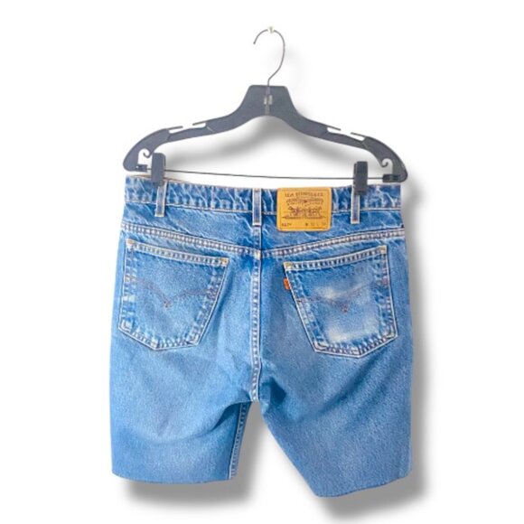 Vintage Levi’s 517 Cutoff Shorts — Western Edge, Urban Cool (W32 x L30) - Picture 3 of 13